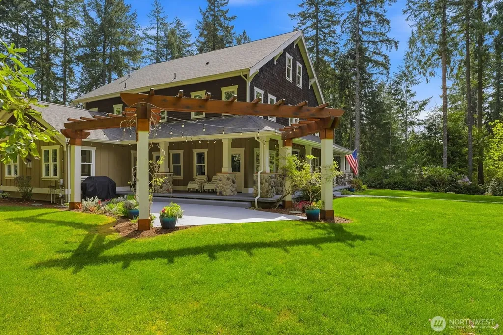 252 NW Sigurd Hanson Road Poulsbo WA 98370