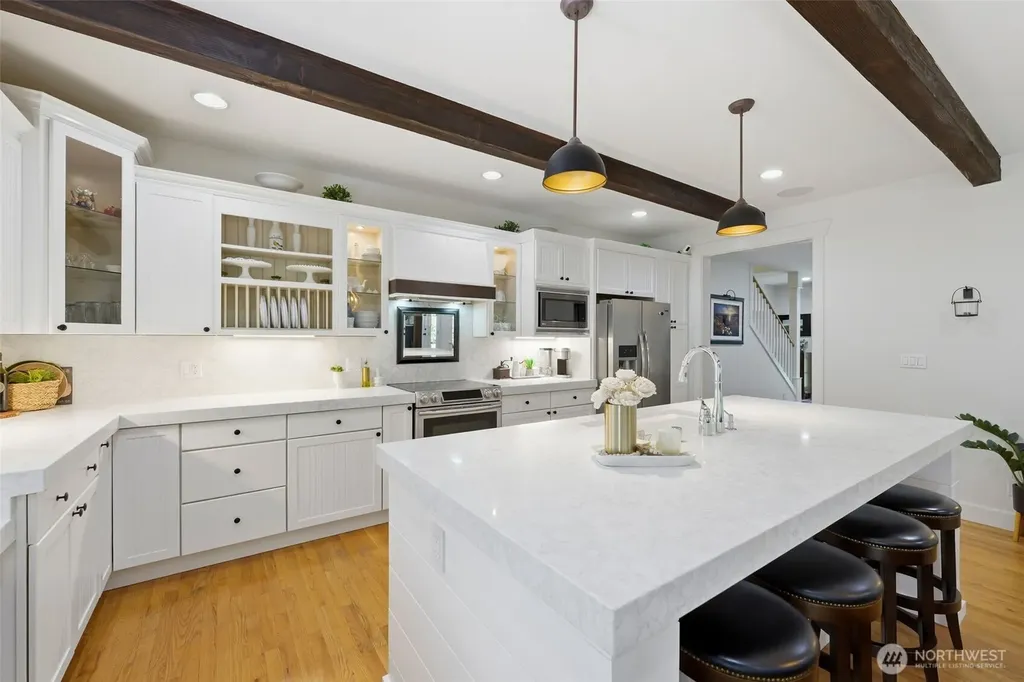 252 NW Sigurd Hanson Road Poulsbo WA 98370