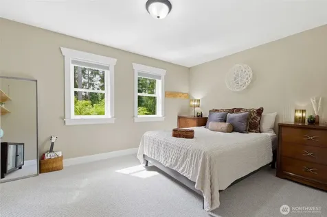 252 NW Sigurd Hanson Road Poulsbo WA 98370