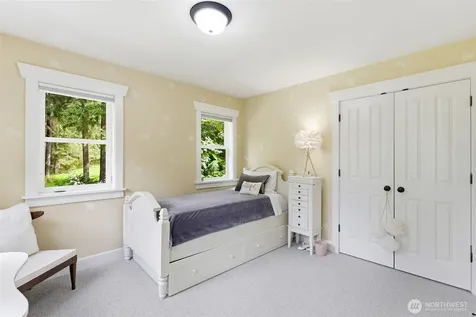 252 NW Sigurd Hanson Road Poulsbo WA 98370