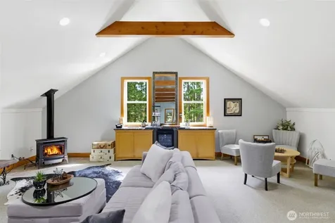 252 NW Sigurd Hanson Road Poulsbo WA 98370