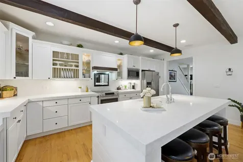 252 NW Sigurd Hanson Road Poulsbo WA 98370