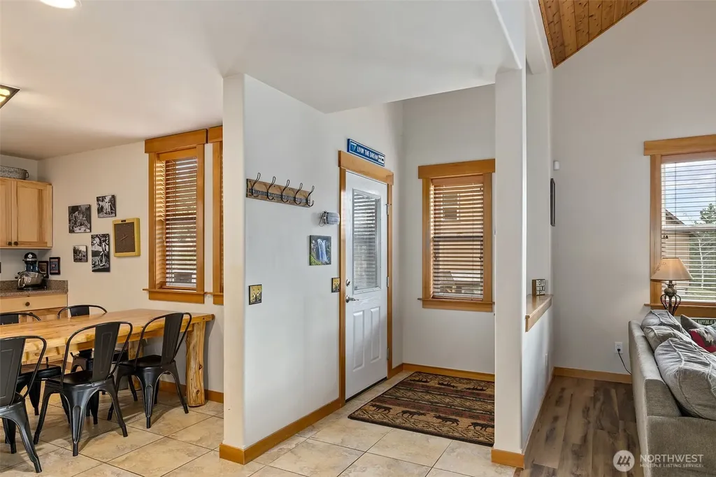 270 Tiger Lily Lane Ronald WA 98940