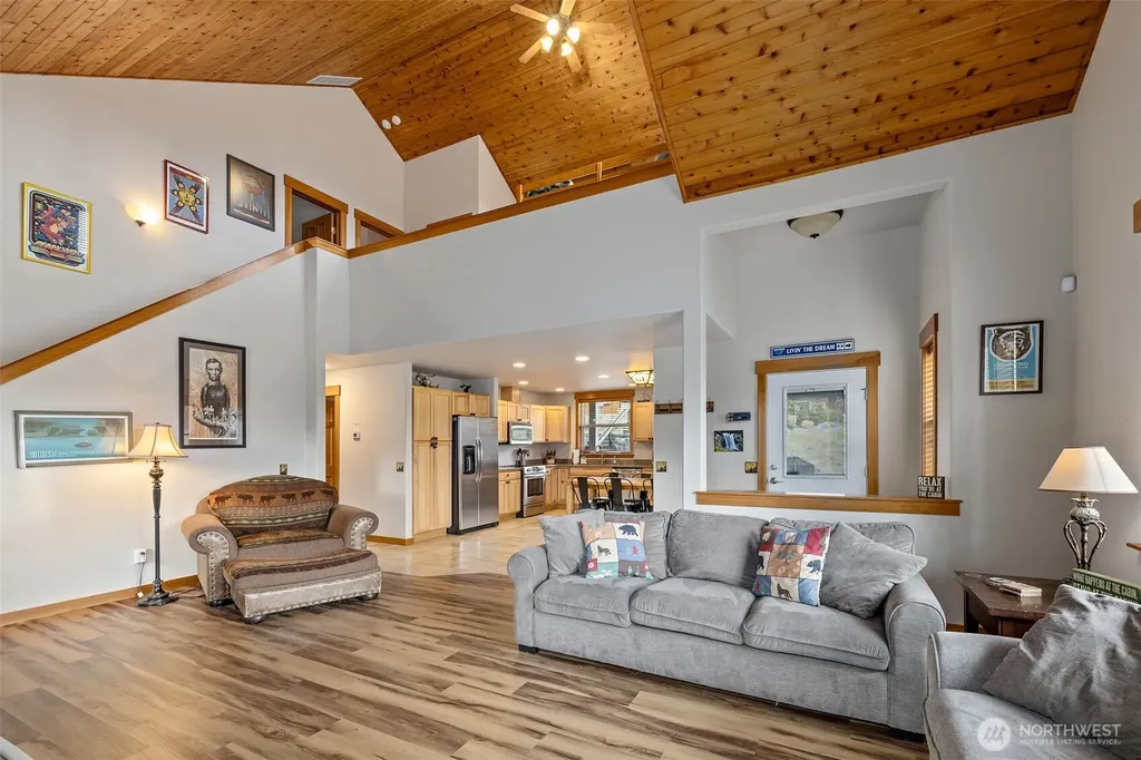 270 Tiger Lily Lane Ronald WA 98940
