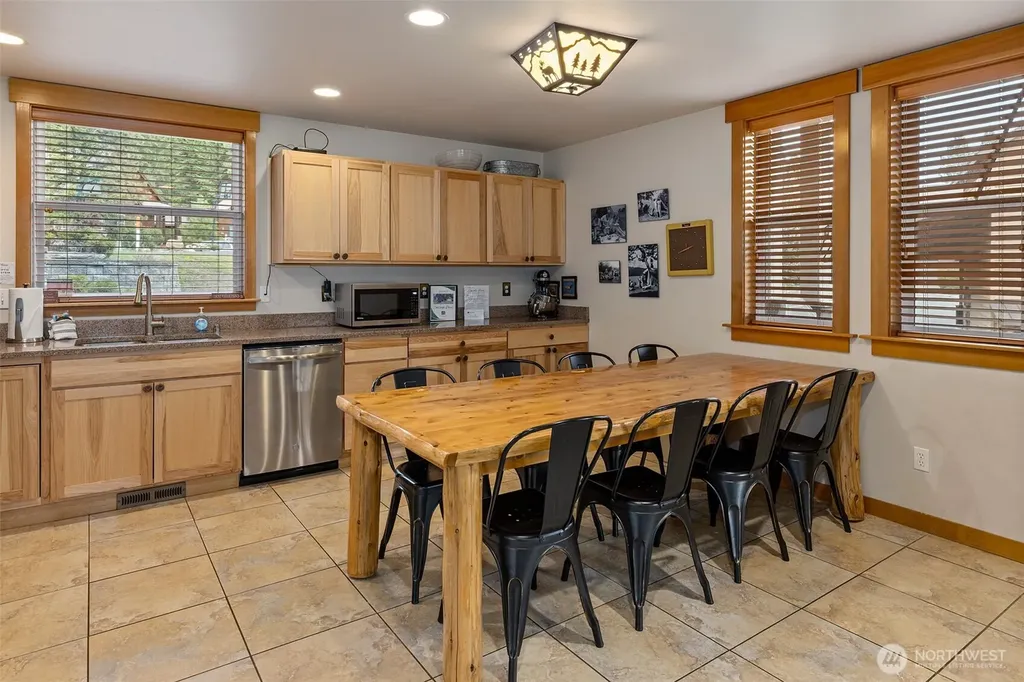 270 Tiger Lily Lane Ronald WA 98940