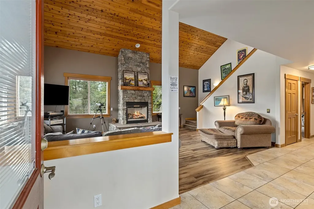 270 Tiger Lily Lane Ronald WA 98940