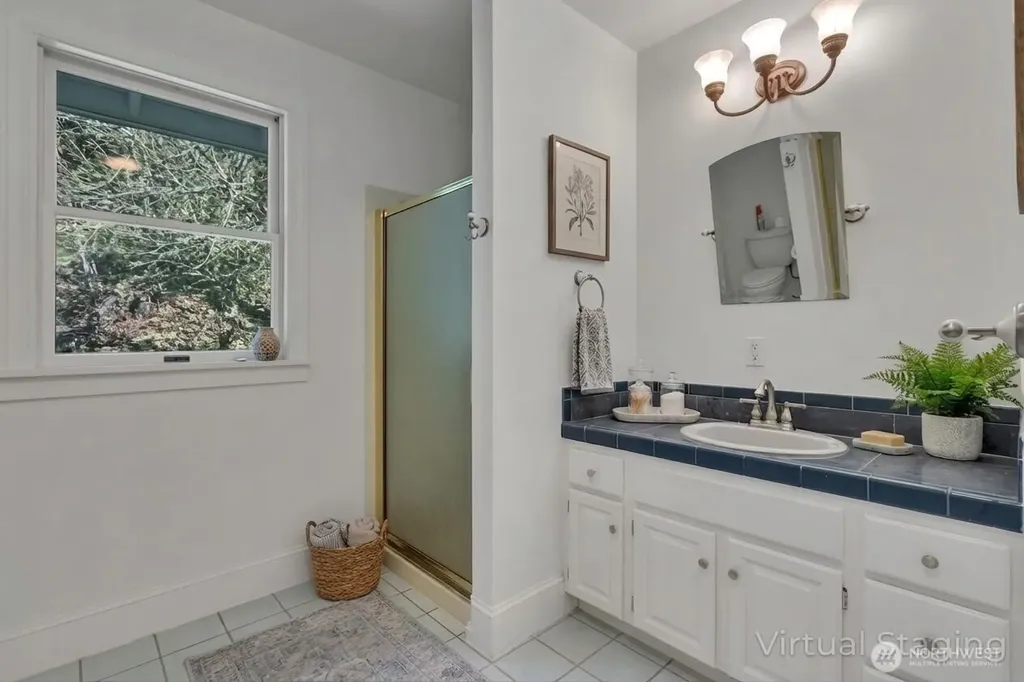 1622 SW 140th Street Burien WA 98166