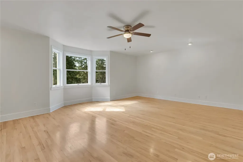 1622 SW 140th Street Burien WA 98166