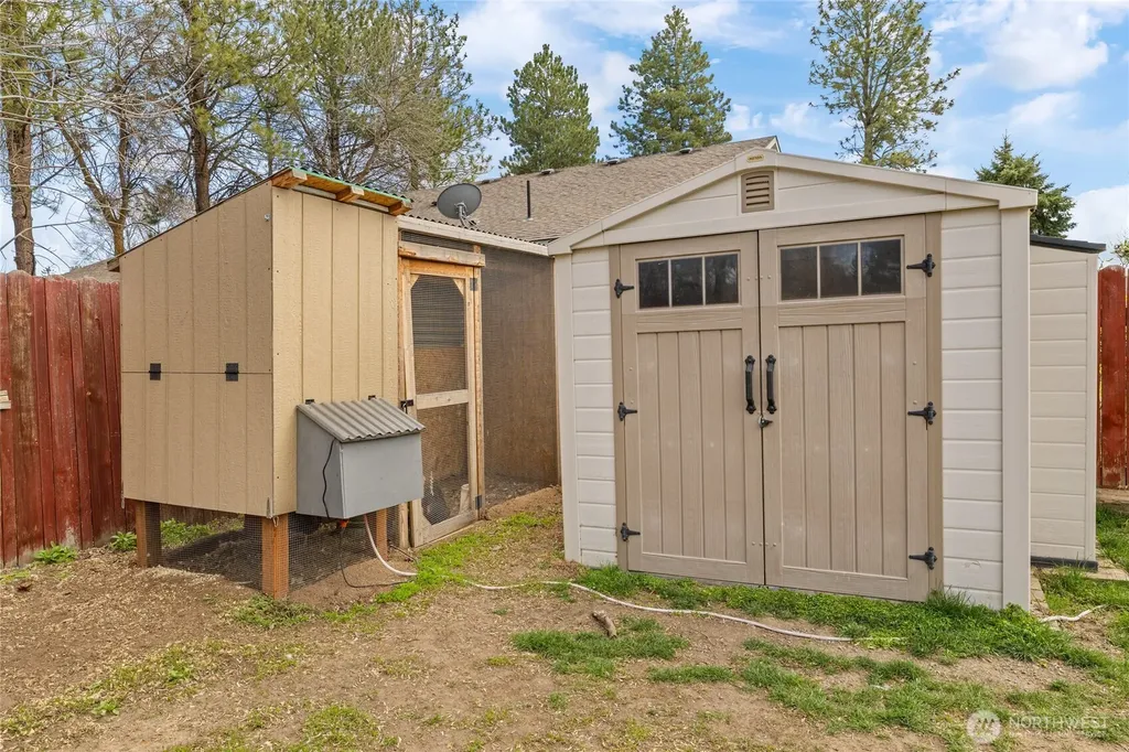 1410 N Cora Street Ellensburg WA 98926