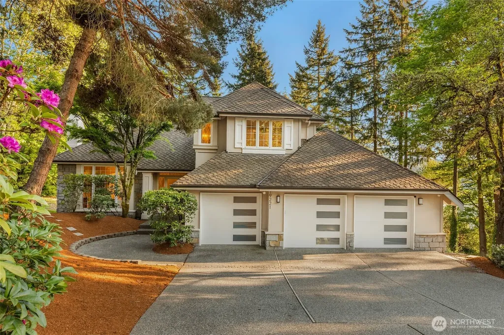 19221 SE 25th Street Sammamish WA 98075
