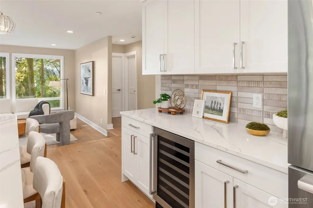 19221 SE 25th Street Sammamish WA 98075