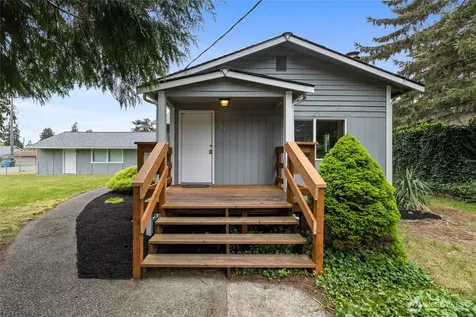 827 99th St S Tacoma WA 98444