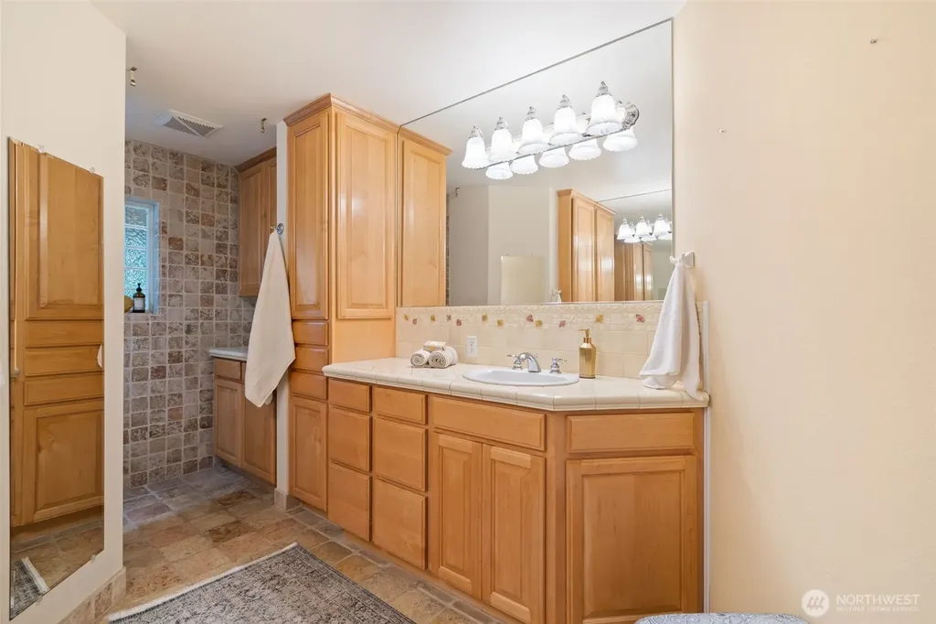 10315 NE 156th Street Brush Prairie WA 98606