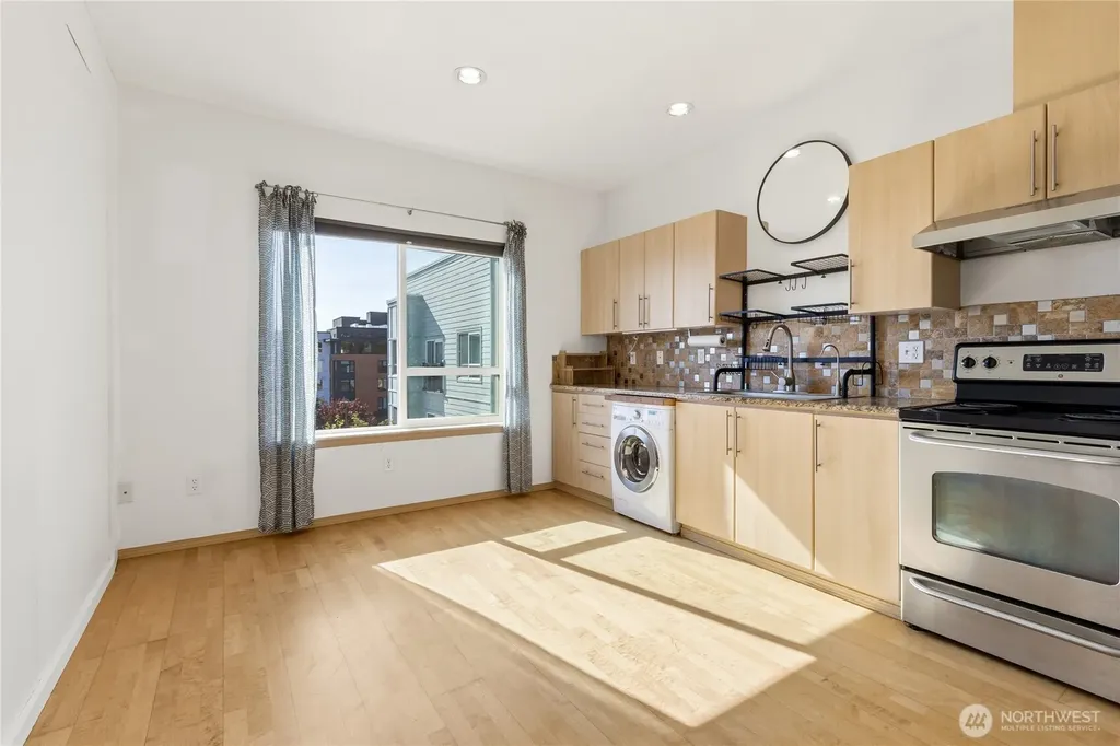 424 N 85th Street Seattle WA 98103