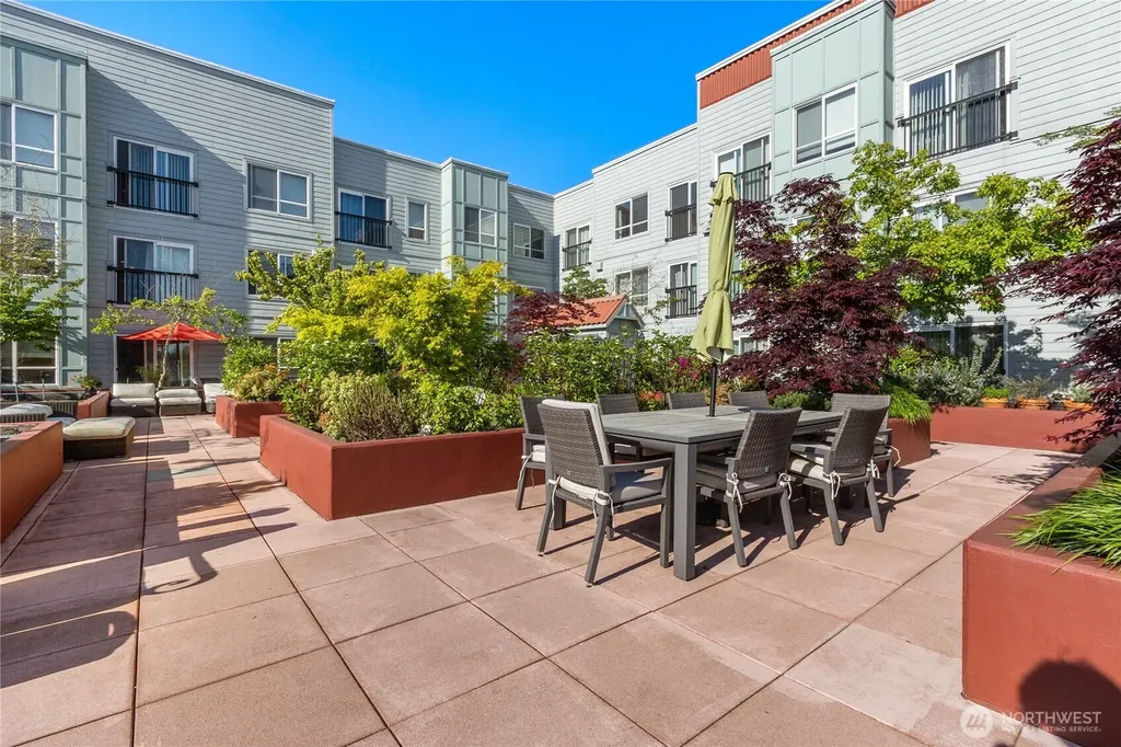 424 N 85th Street Seattle WA 98103