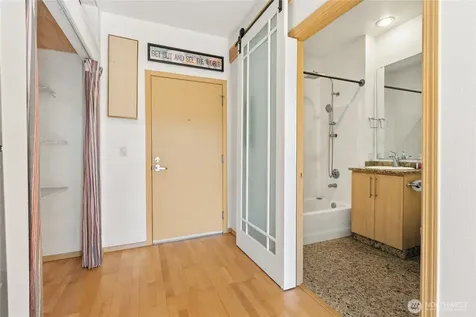 424 N 85th Street Seattle WA 98103