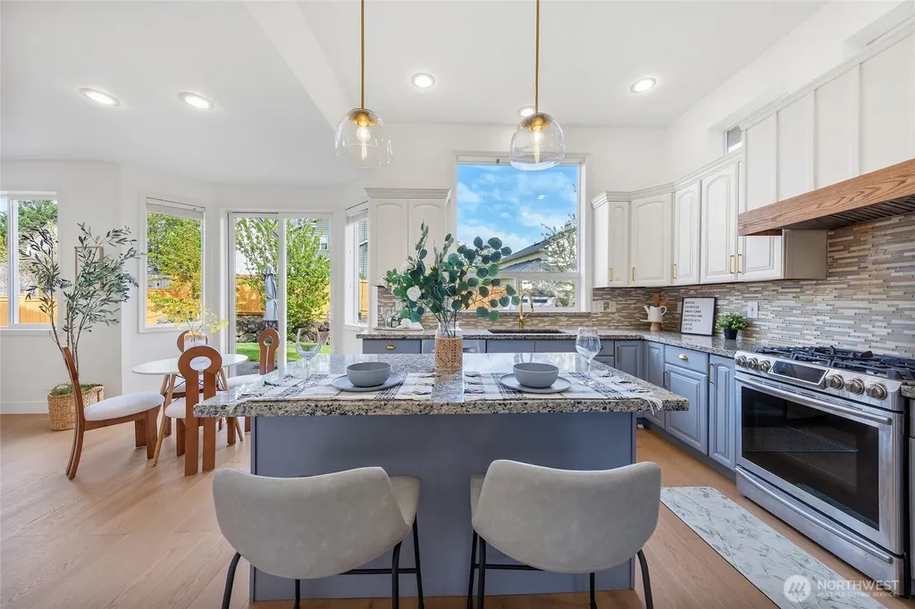 536 237th Avenue SE Sammamish WA 98074