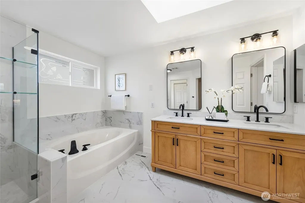 536 237th Avenue SE Sammamish WA 98074