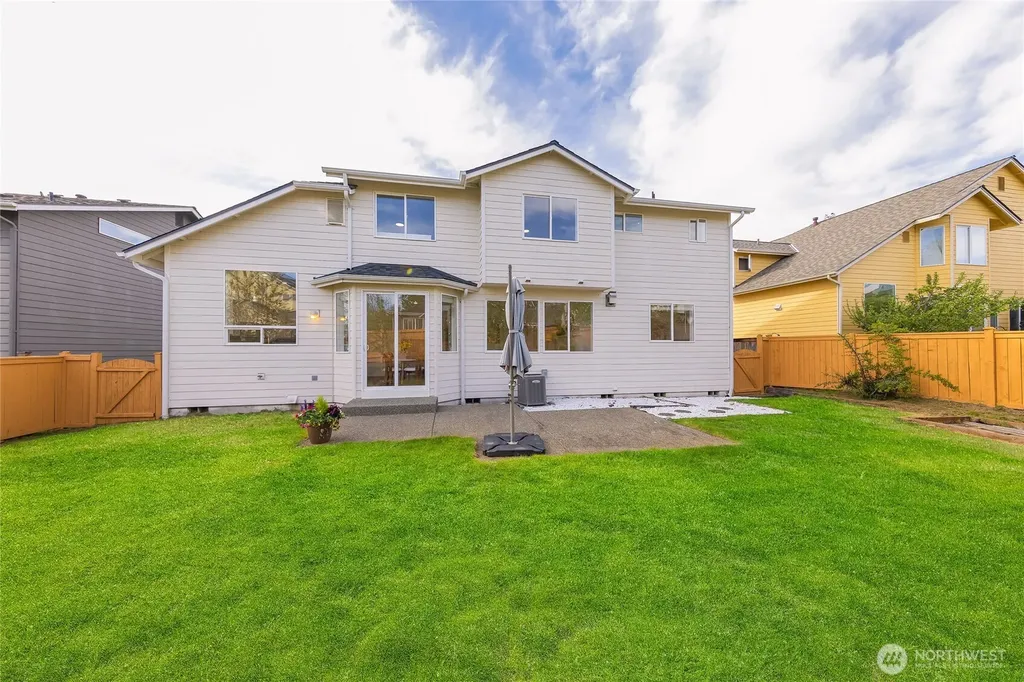 536 237th Avenue SE Sammamish WA 98074