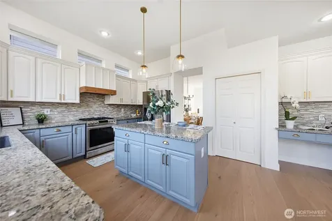 536 237th Avenue SE Sammamish WA 98074