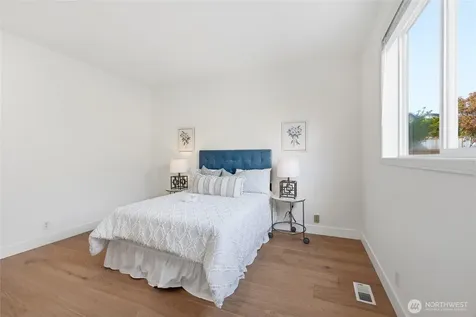 536 237th Avenue SE Sammamish WA 98074