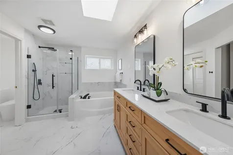 536 237th Avenue SE Sammamish WA 98074