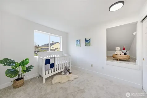 536 237th Avenue SE Sammamish WA 98074