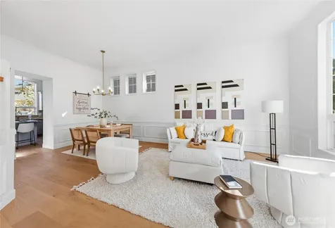 536 237th Avenue SE Sammamish WA 98074