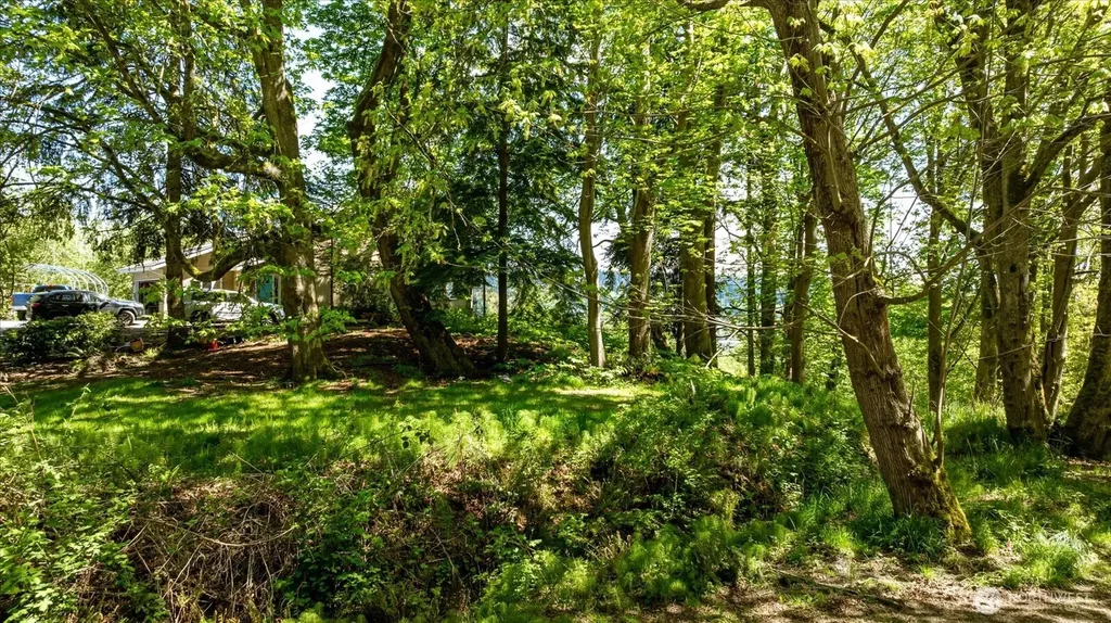 8119 Sand Dollar Lane Clinton WA 98236