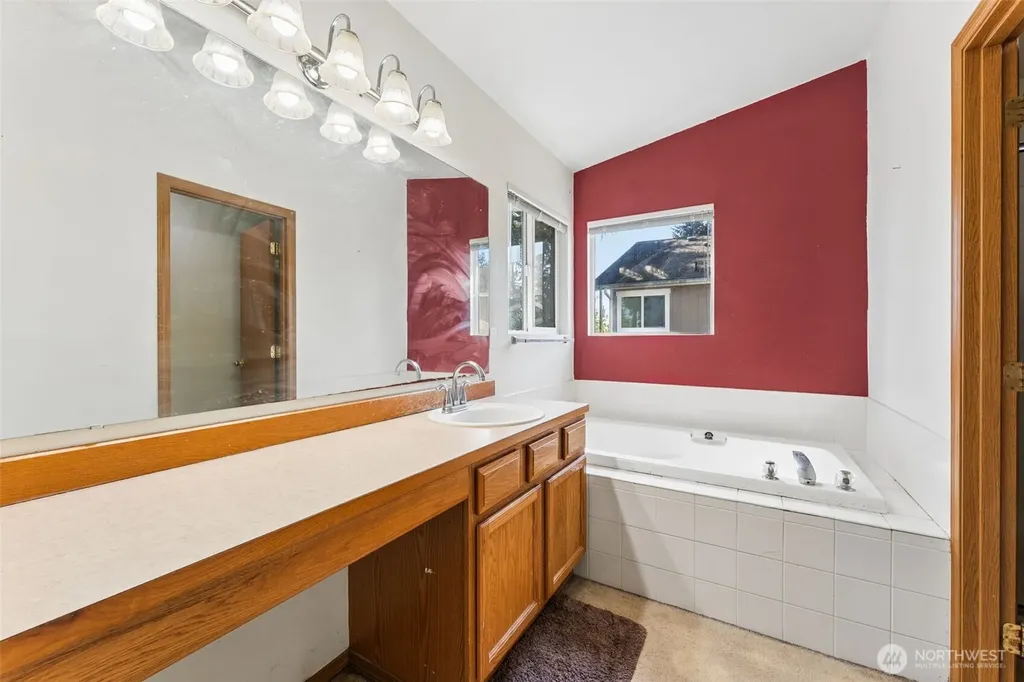 29854 30th Avenue S Federal Way WA 98003