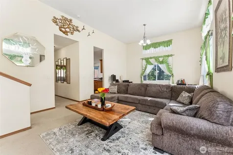 29854 30th Avenue S Federal Way WA 98003