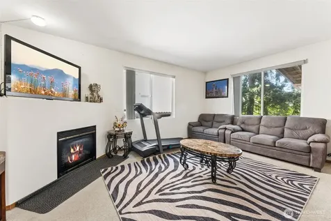 29854 30th Avenue S Federal Way WA 98003