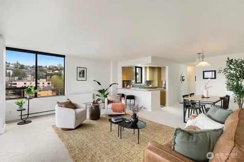 521 5th Avenue W Seattle WA 98119