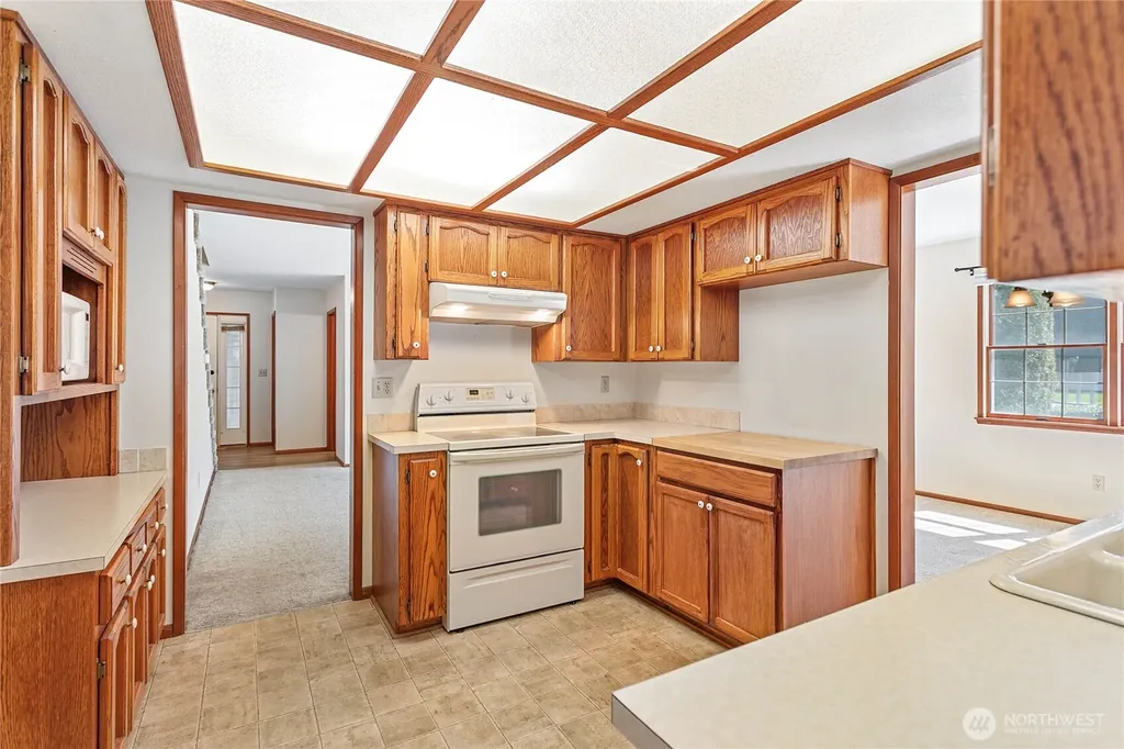 1843 Main Street Lynden WA 98264