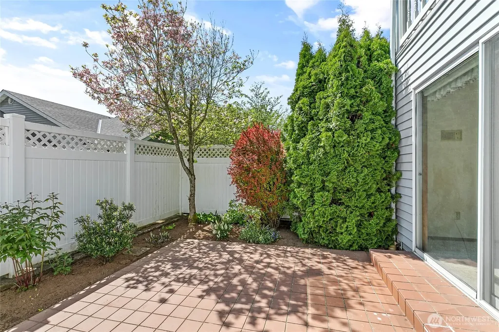 1843 Main Street Lynden WA 98264