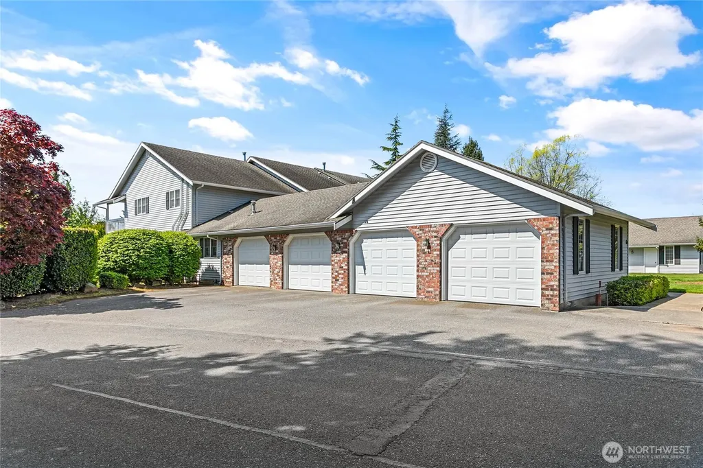 1843 Main Street Lynden WA 98264