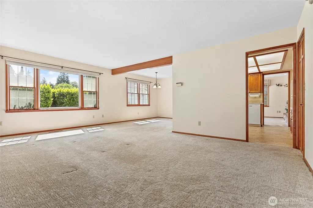 1843 Main Street Lynden WA 98264