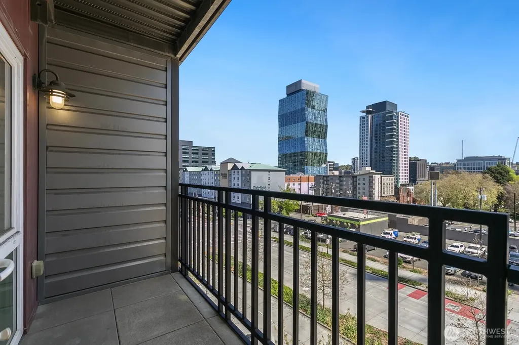 699 John Street Seattle WA 98109