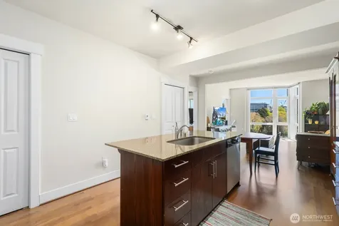 699 John Street Seattle WA 98109