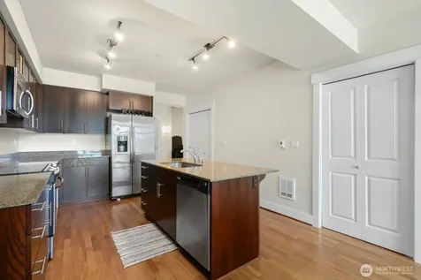 699 John Street Seattle WA 98109