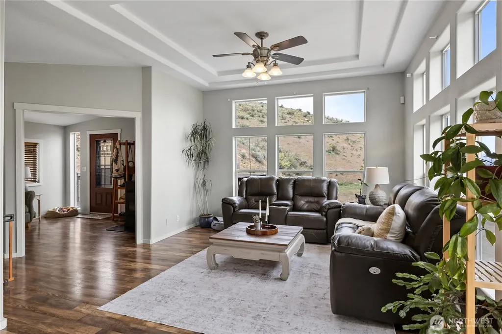 5370 W Umptanum Road Ellensburg WA 98926