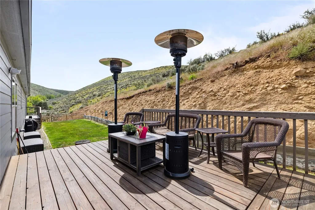 5370 W Umptanum Road Ellensburg WA 98926