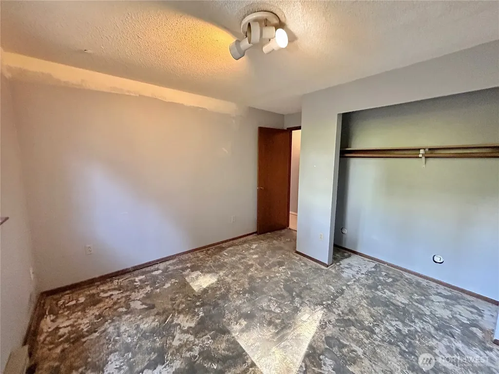 7305 38th Loop SE Lacey WA 98503