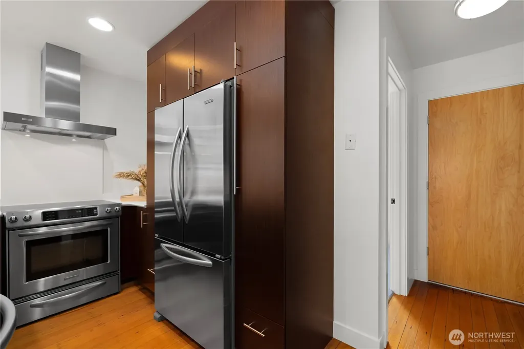 927 29th Avenue S Seattle WA 98144