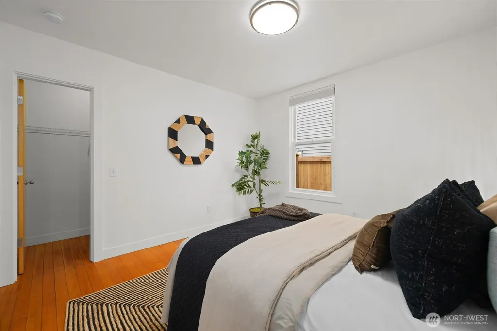 927 29th Avenue S Seattle WA 98144