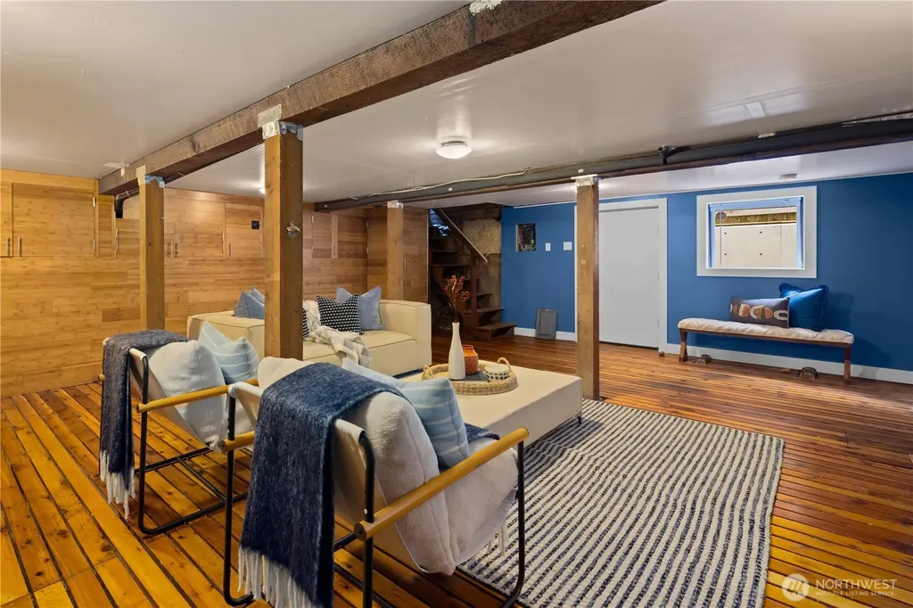 927 29th Avenue S Seattle WA 98144