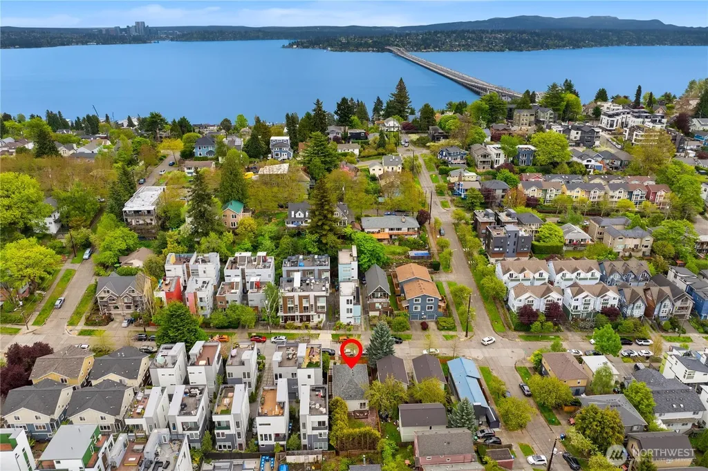 927 29th Avenue S Seattle WA 98144