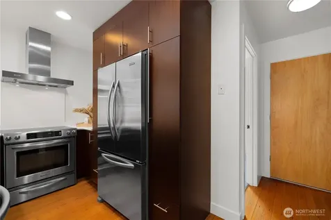 927 29th Avenue S Seattle WA 98144