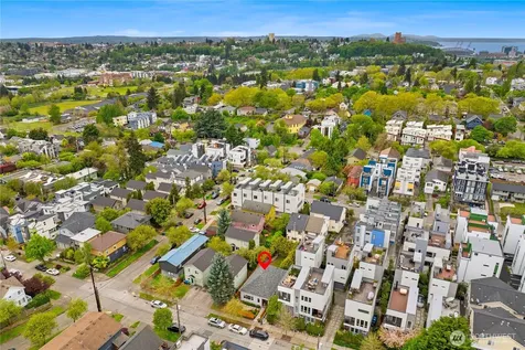 927 29th Avenue S Seattle WA 98144