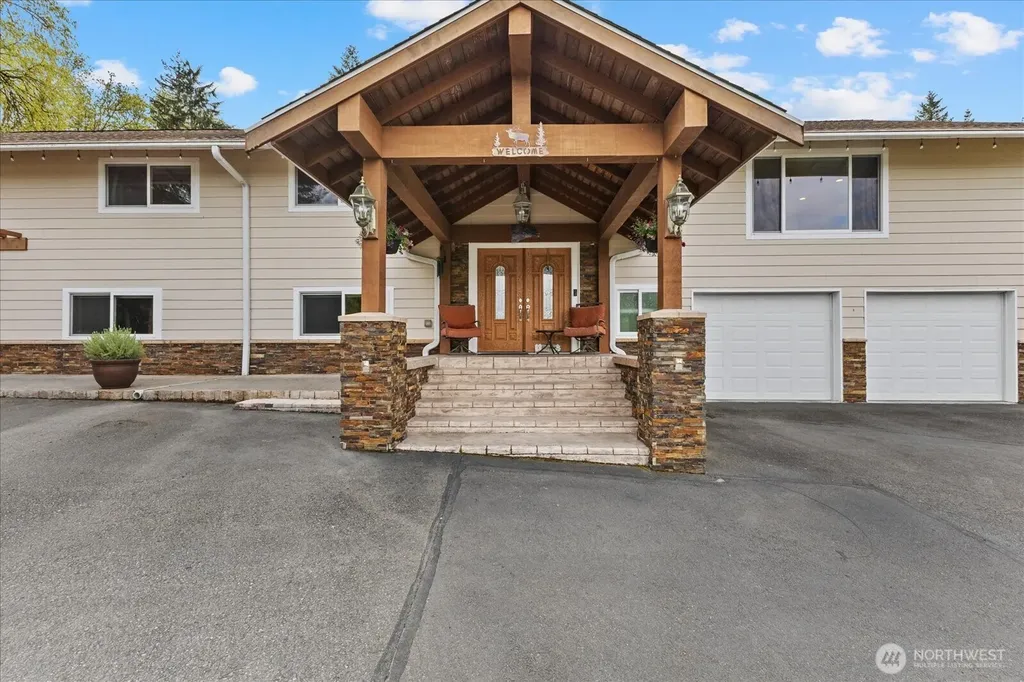 17151 SE Petrovitsky Road Renton WA 98058